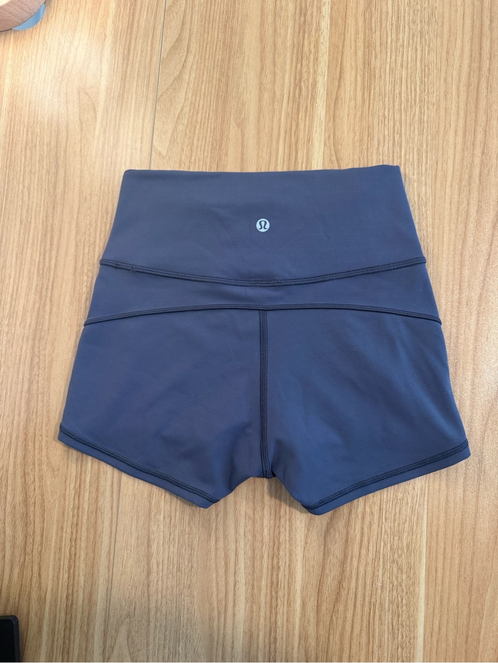 NWOT lululemon athletica High-Rise Wunder Train Short 2” in purple | Size 4